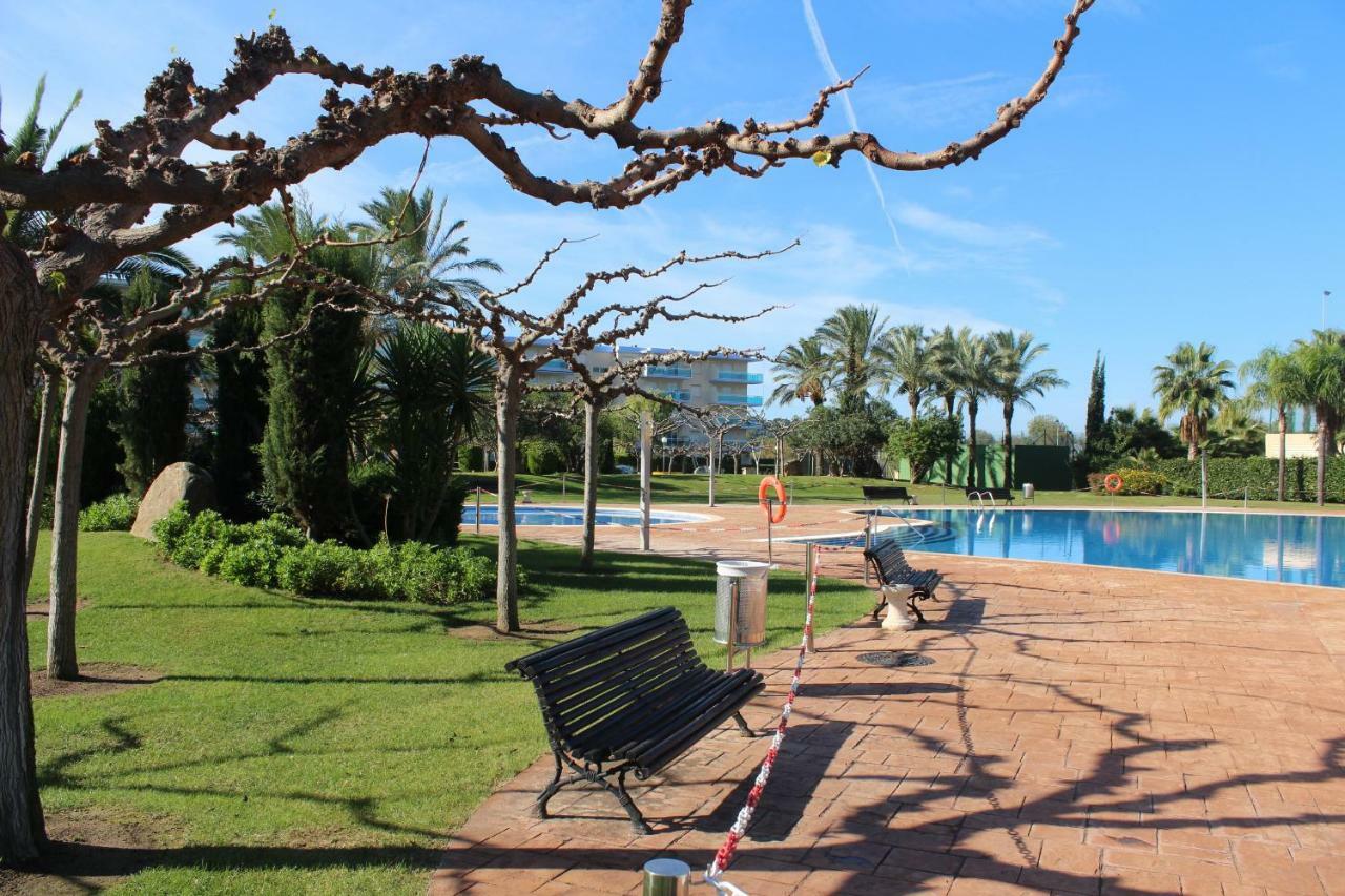 Los Juncos De Pineda Park Salou Luaran gambar